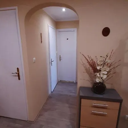 Var-lak Apartament *