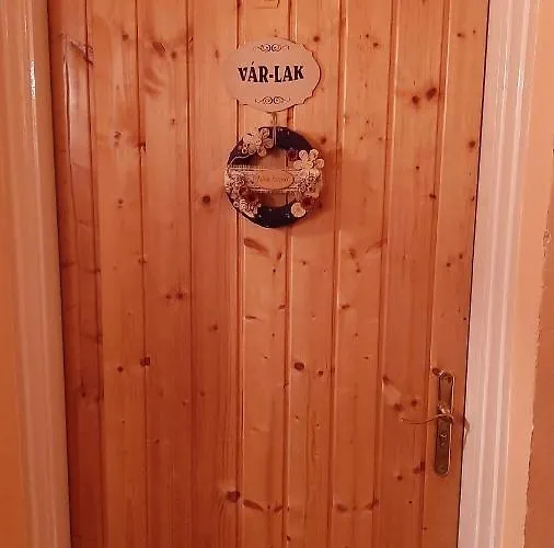 Var-lak Apartman Kőszeg